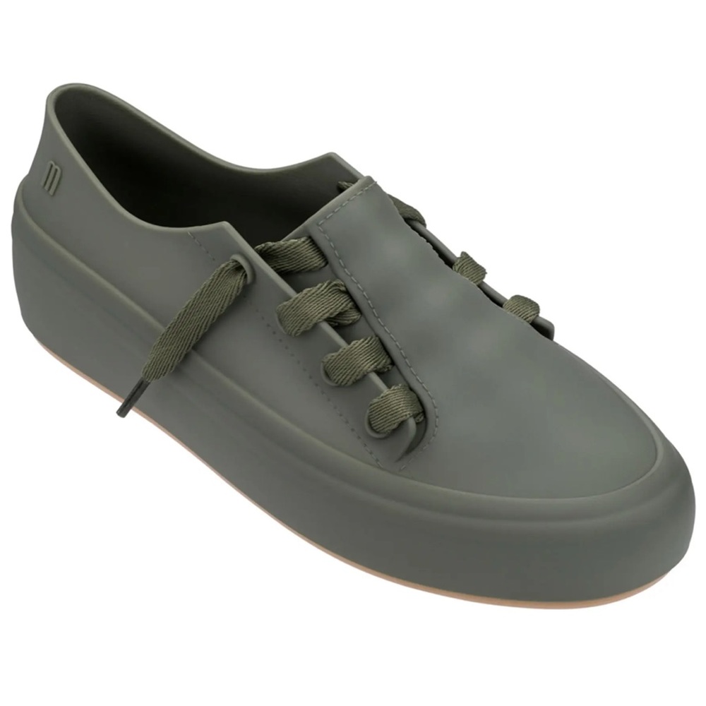 Melissa Ulitsa Slip-On Sneaker— size 8